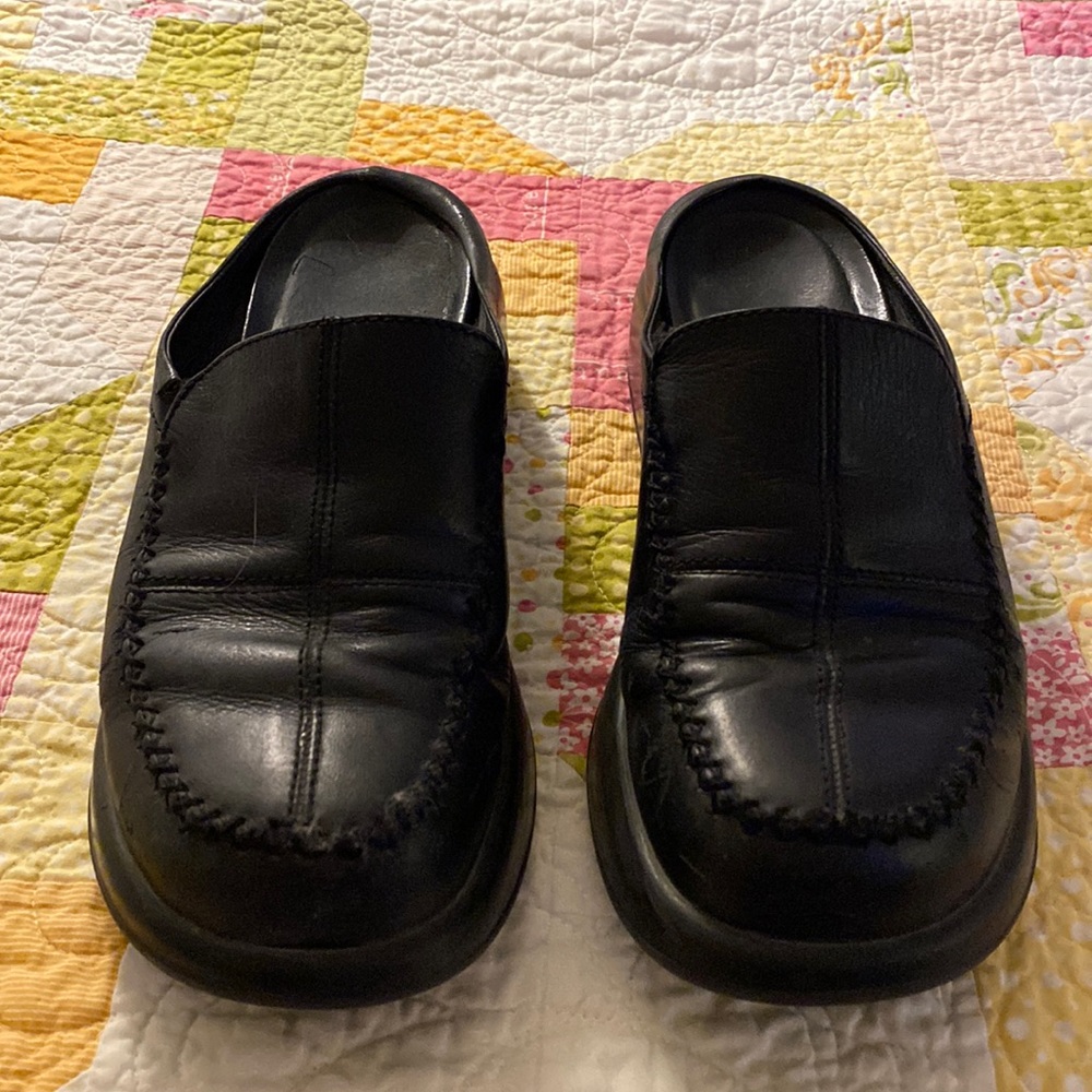 Black Dansko Mules